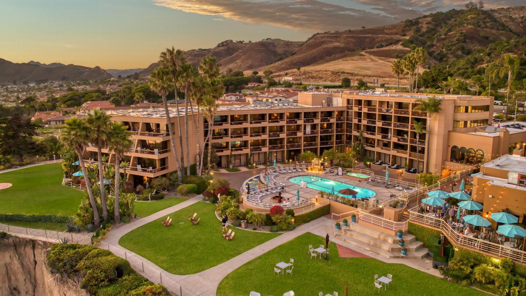 The Cliffs Hotel And Spa Pismo Beach Exterior photo